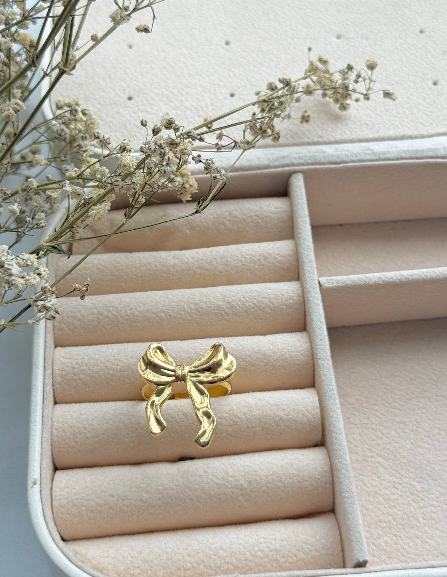 Bow Ring