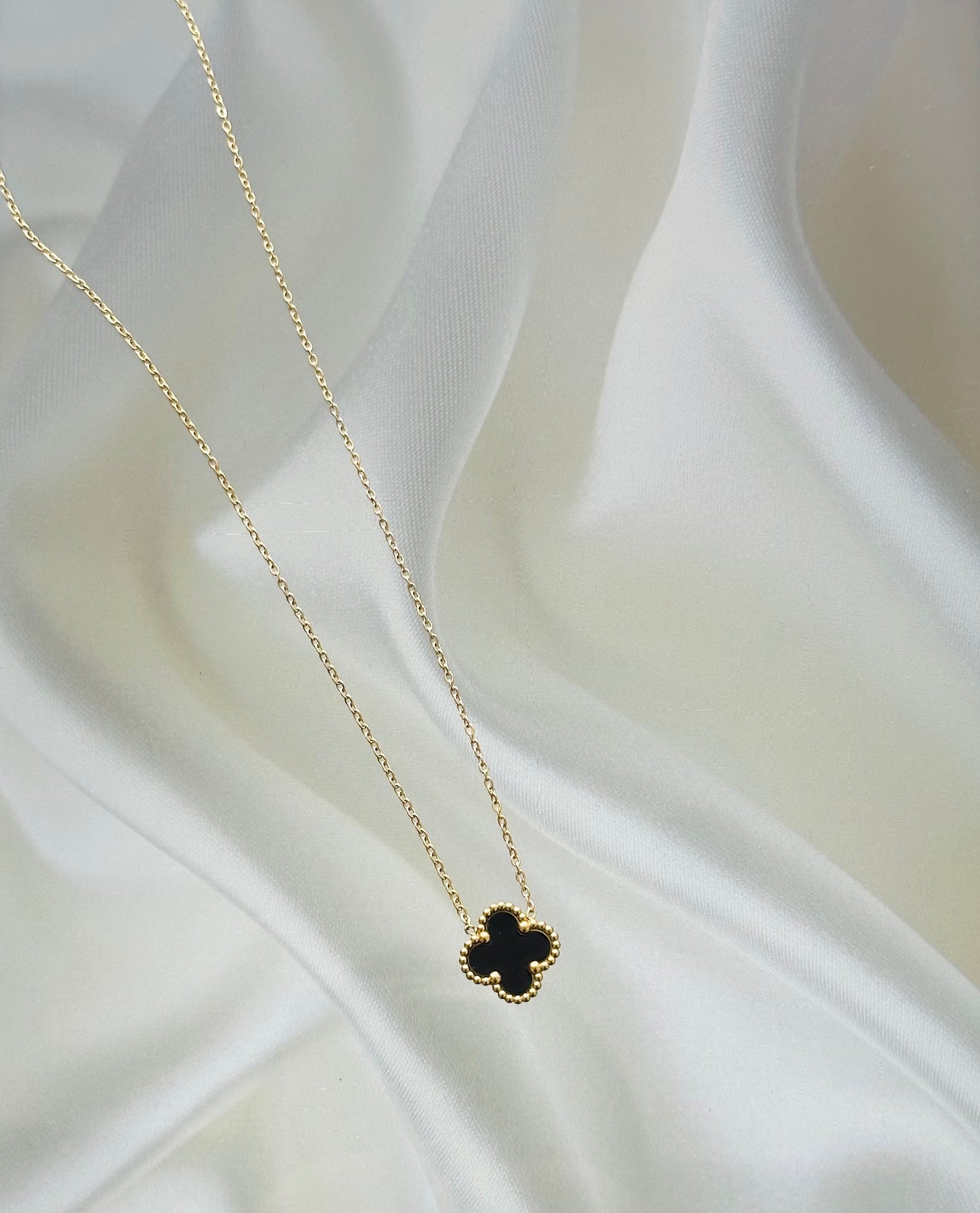 Clover necklace
