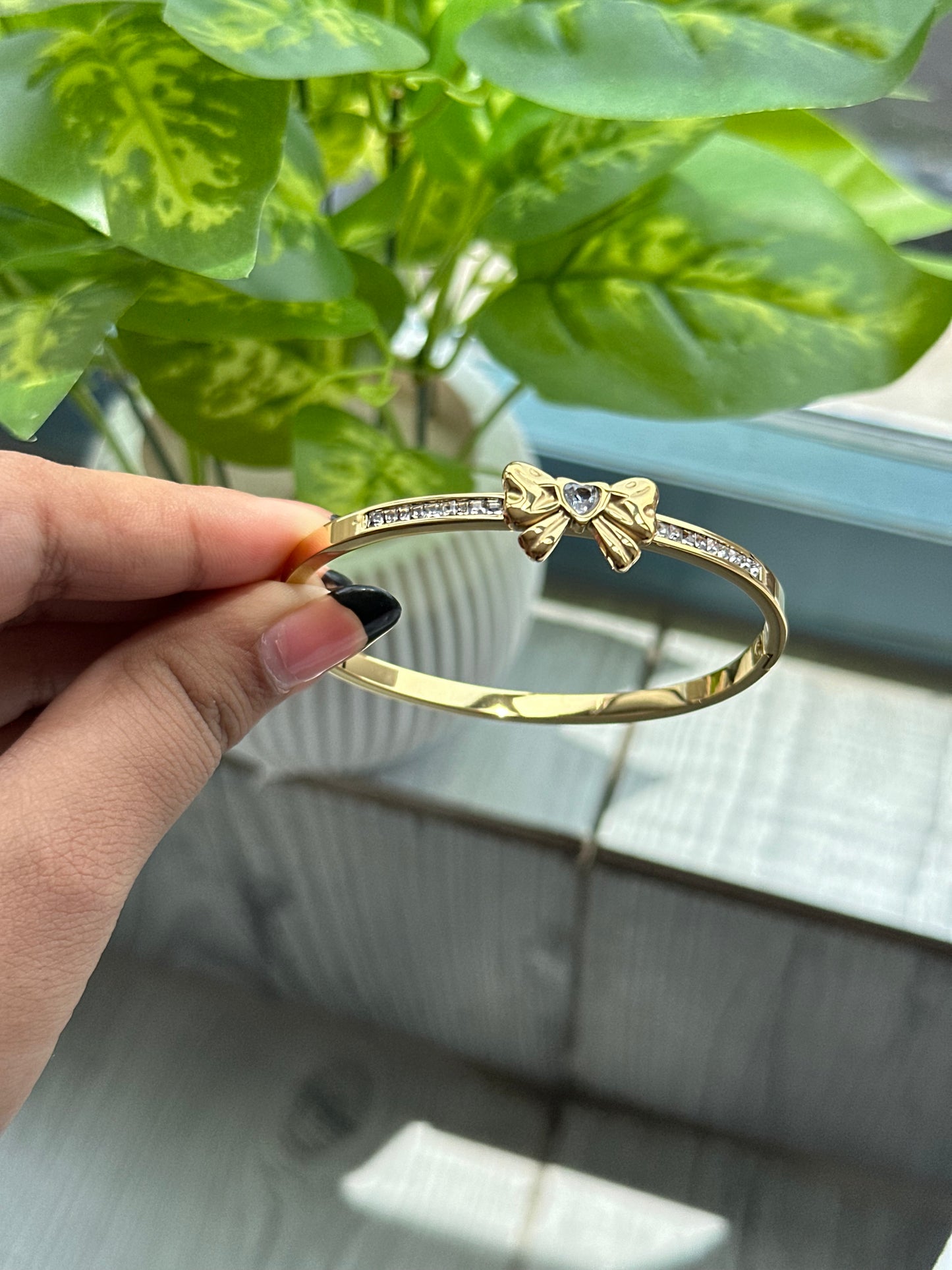 Bow Bracelet