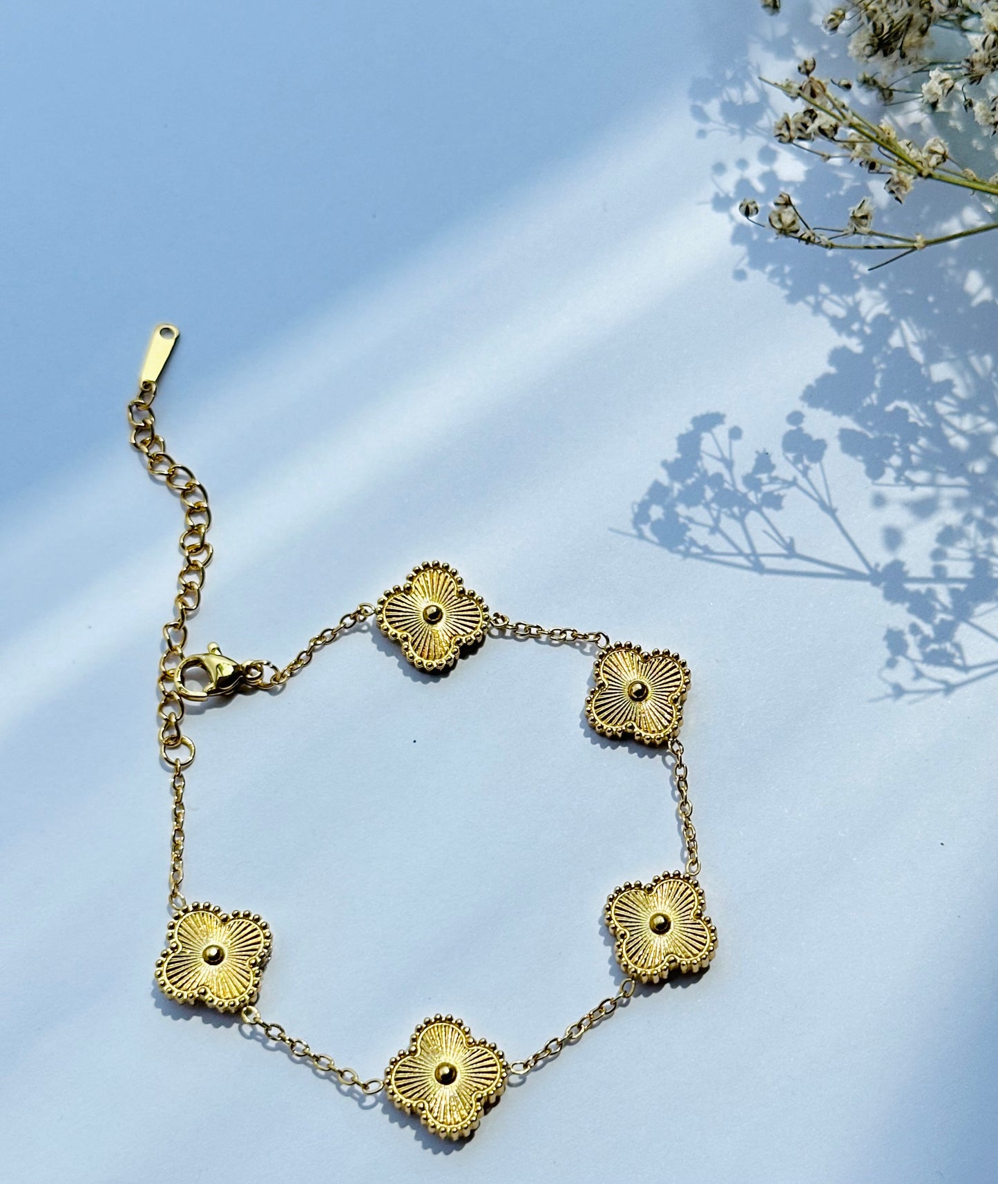 Clover bracelet