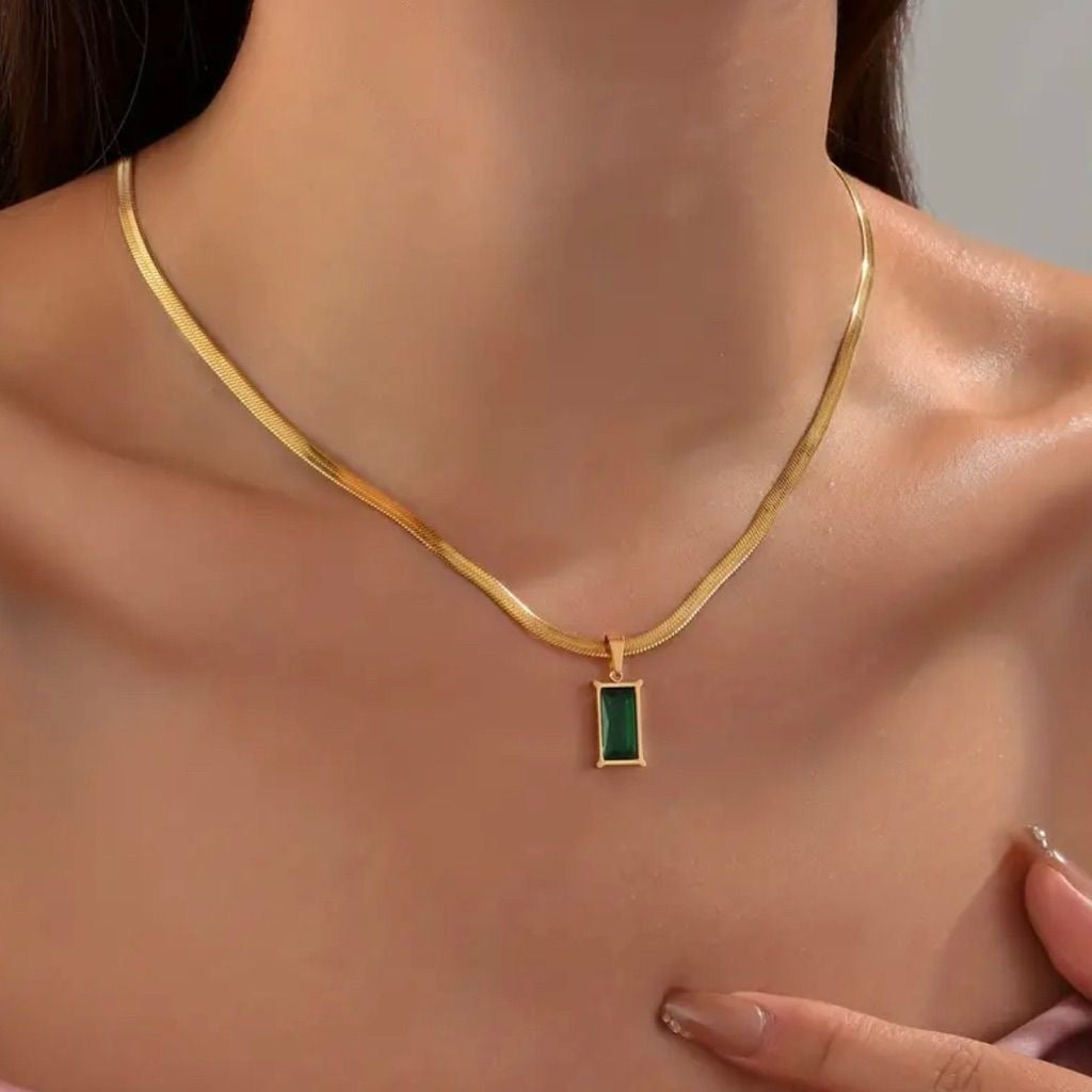 Emerald Necklace (Big)