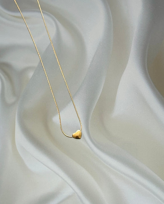 Mini Amor Necklace