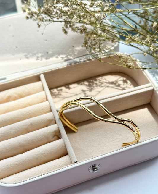 Minimal Cuff Bracelet