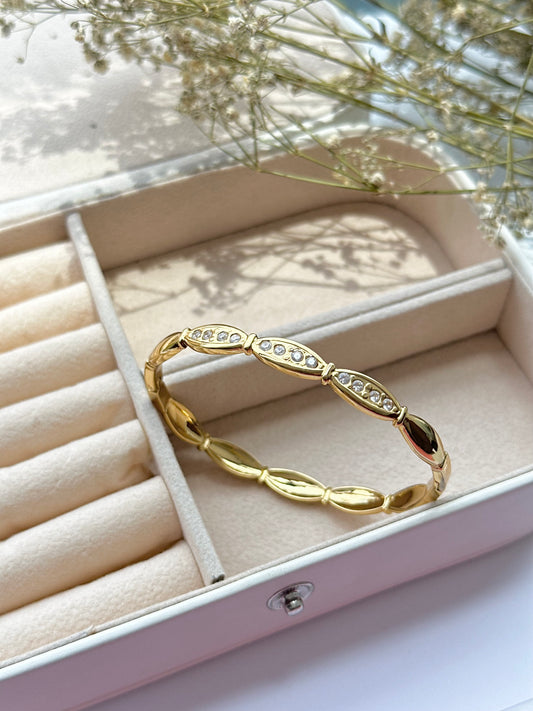 Studded Kada