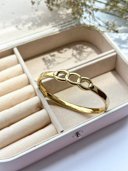 Bold Bracelet