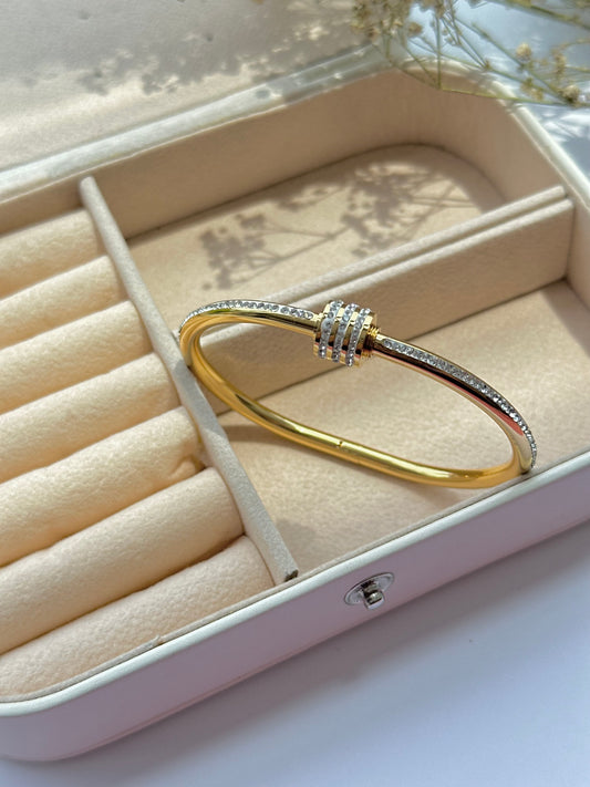 Screw Bracelet
