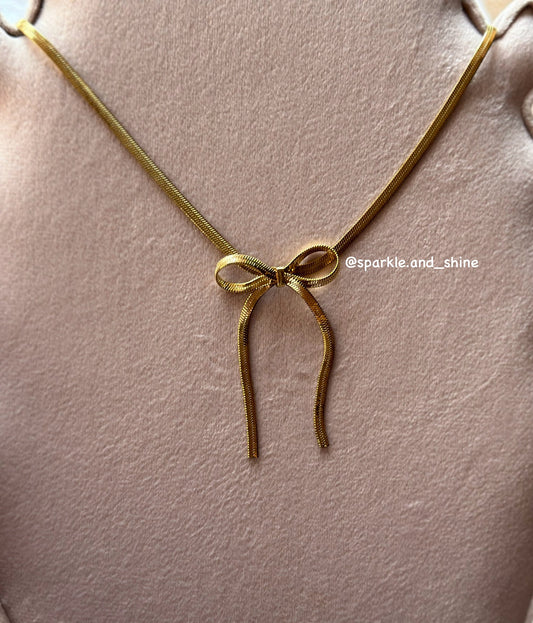 Bow Dangling Necklace