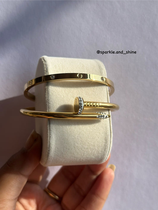 Viral bracelet set