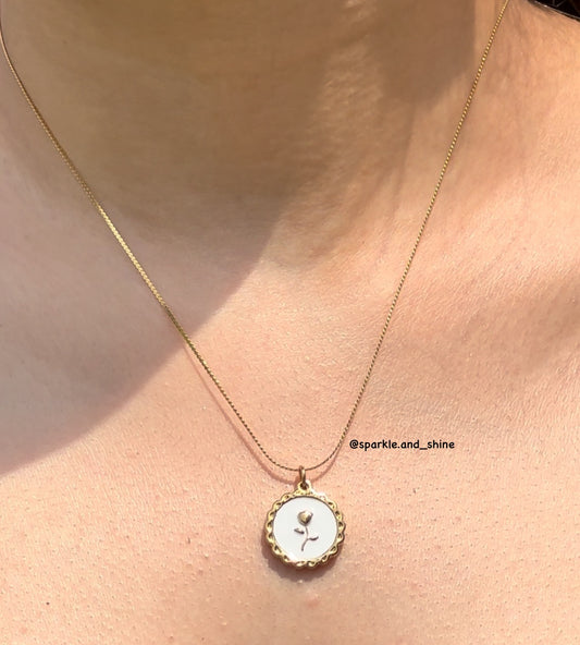 White Rose necklace