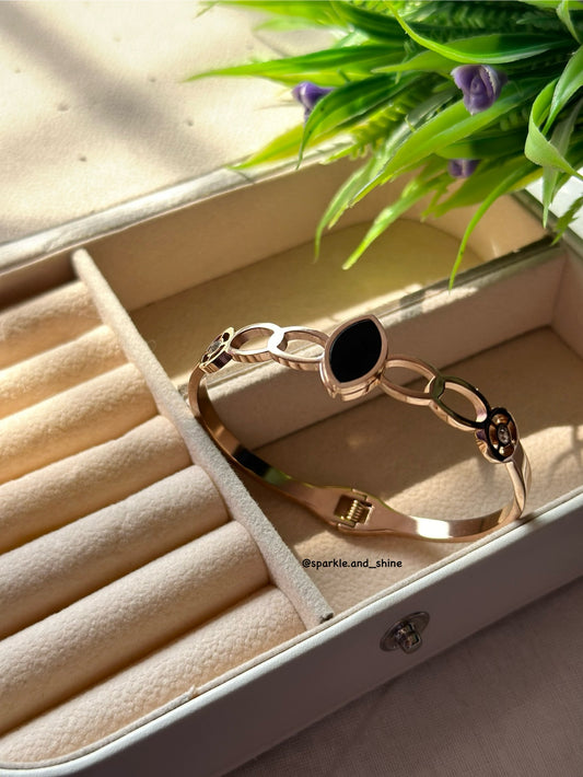 Rose gold beauty